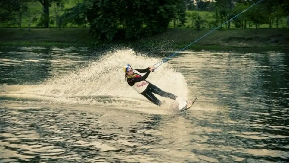 Larisa Morales, subcampeona mundial en Wakeboard