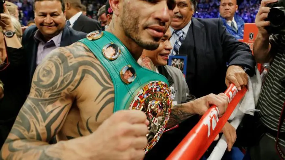 Cotto derrota a 'Maravilla' Martínez por nocaut técnico