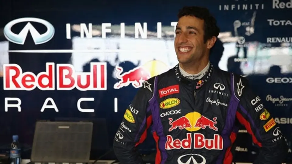 Ricciardo será compañero de Vettel en 2014