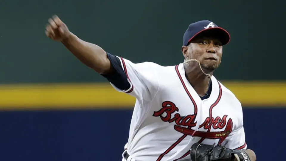 Bravos de Atlanta aplastaron a los Rockies