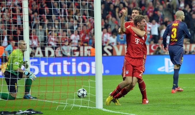 Thomas Müller celebra el primer gol ante Barcelona | AP