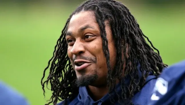 Marshawn Lynch, ausente en pretemporada de Seattle