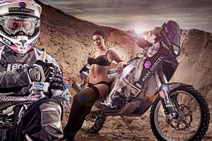 Anna Polina eleva los ánimos del Dakar