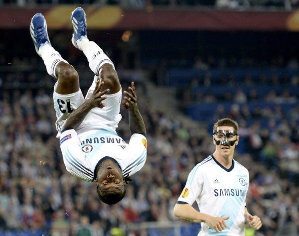 La celebración de Victor Moses tras su gol, apenas al minuto 12 | EFE