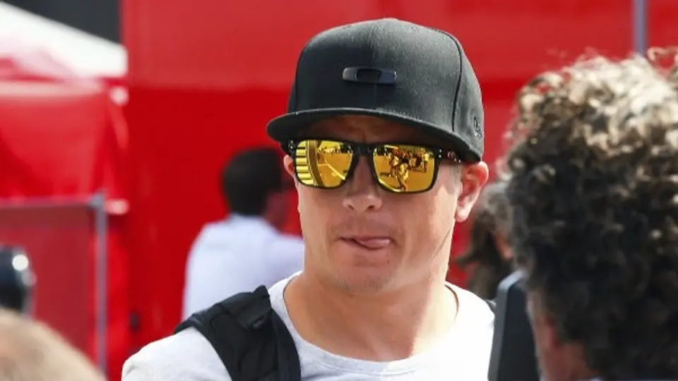 Kimi Raikkonen habría firmado con Ferrari
