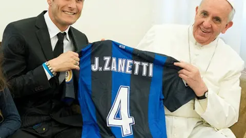 Papa Francisco recibe a Javier Zanetti