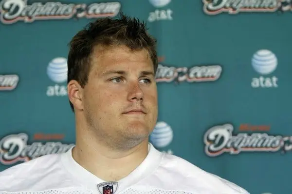 Confirman previa investigación a Richie Incognito