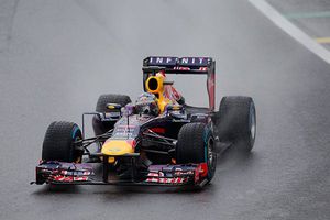 Vettel se lleva la pole en Brasil; Checo largará en 14