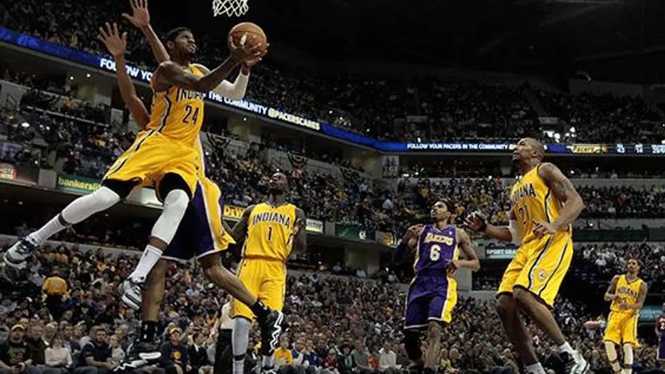 Pacers consigue arrollador triunfo sobre Lakers