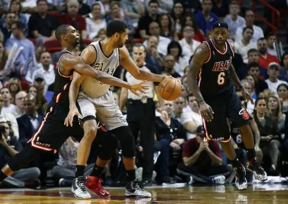 Heat y Spurs son amos de su conferencia