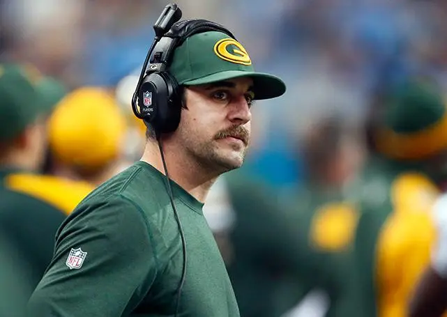 Aaron Rodgers iniciará partido contra Chicago