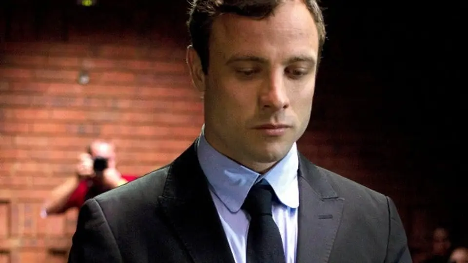 Fiscales agregarían dos acusaciones contra Pistorius