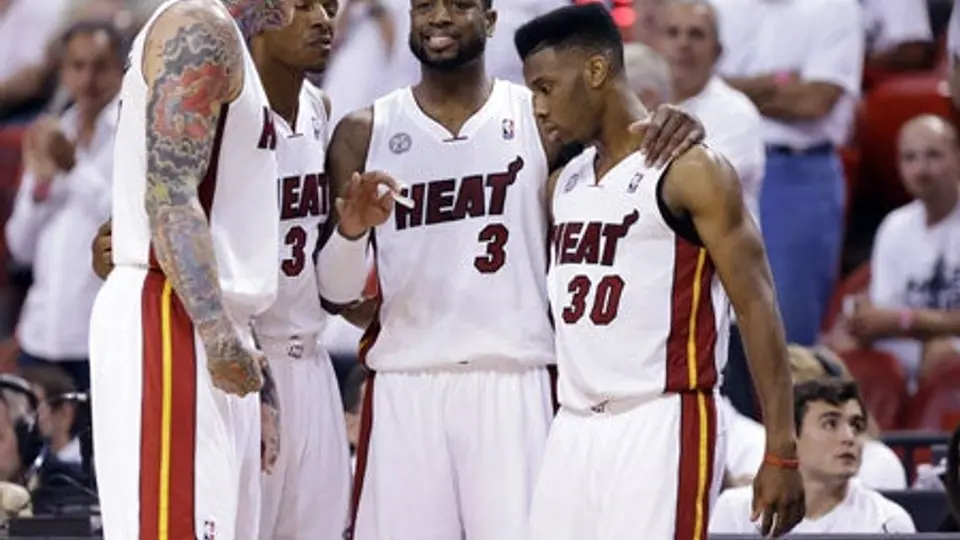 Heat reacciona, vence a Bulls e iguala la serie