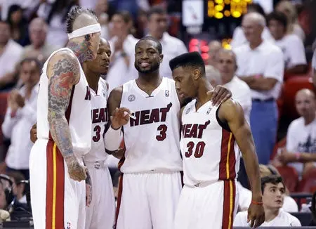 Heat reacciona, vence a Bulls e iguala la serie