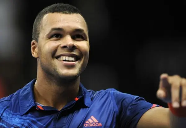 Tsonga derrota a Mayer y va a la Final en Metz