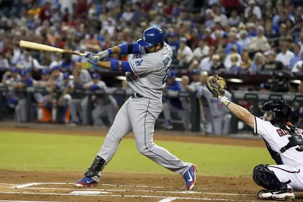 Adrián González cree poder terminar con 25 años sin título de los Dodgers
