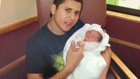 'Cata' Domínguez se convierte en papá por tercera ocasión