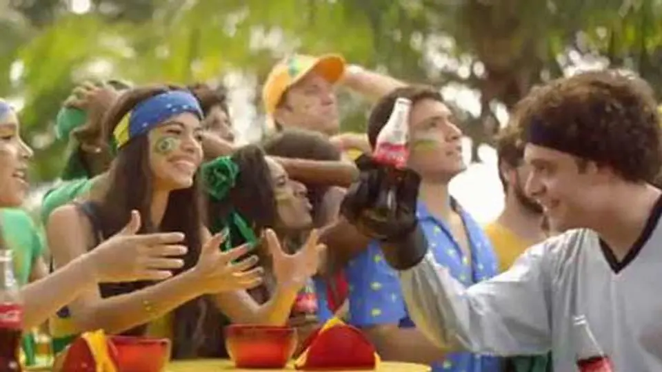 Parodian a Ochoa en comercial brasileño