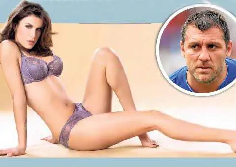 Elisabetta Canalis, la hermosa mujer que dejó ir Vieri
