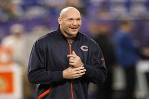 Urlacher anuncia su retiro de la NFL