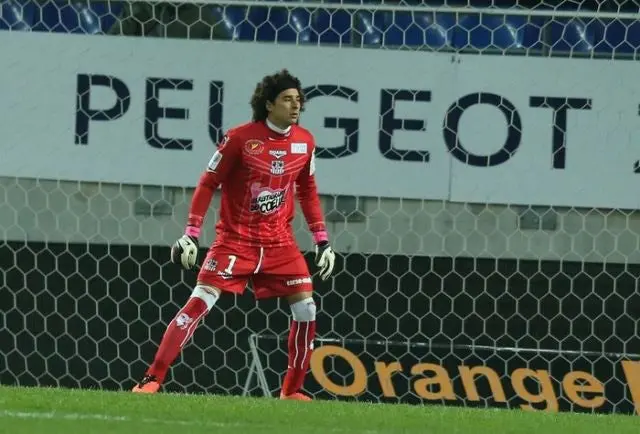 Guillermo  Ochoa, portero de Ajaccio | ESPECIAL