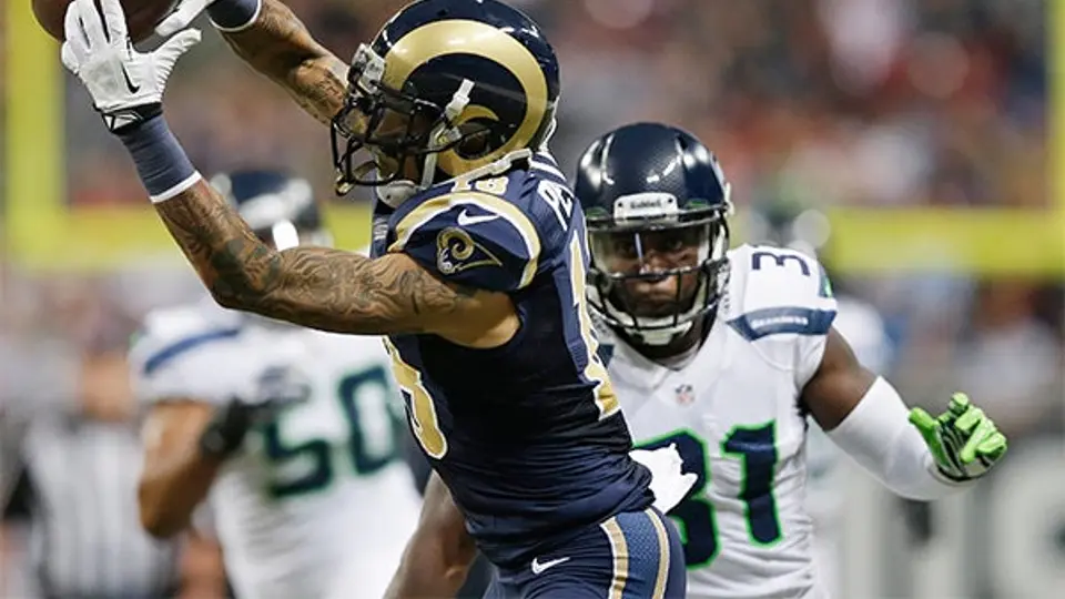Seattle sufre para vencer a Carneros