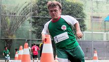 Enanos futbolistas cautivan al mundo