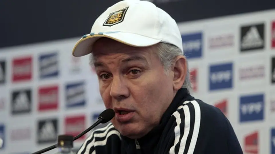 Sabella advierte sobre la peligrosidad de Falcao