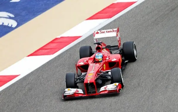 Alonso, el más rápido en la P3 de Bahrein