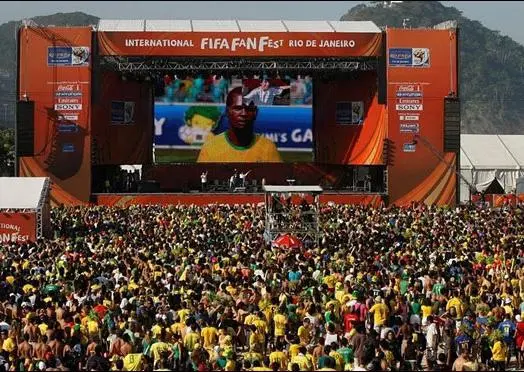 Aficionados asiste a la FIFA Fan Fest en Río de Janeiro | ESPECIAL
