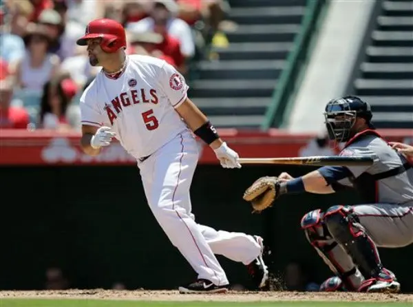 Albert Pujols, acusado de consumir sustancias prohibidas
