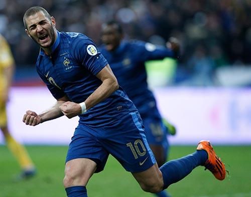 Benzema celebra su gol contra Ucrania | AP