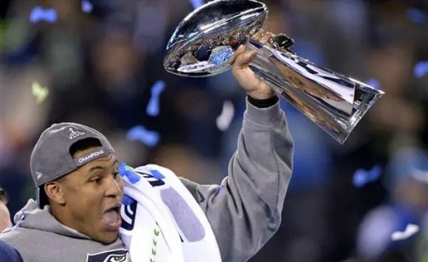 Malcolm Smith, complacido tras ser nombrado MVP