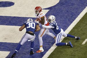 Indianapolis consigue milagro y se impone a Kansas City