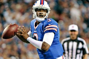 E.J. Manuel iniciará la temporada como titular de los Bills