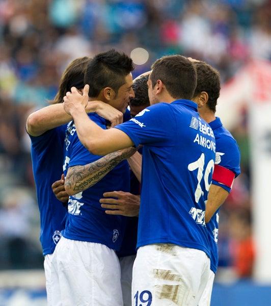 Con gol de Rogelio Chávez, Cruz Azul se impone a Rayados | FOTO: BERNARDO MALDONADO