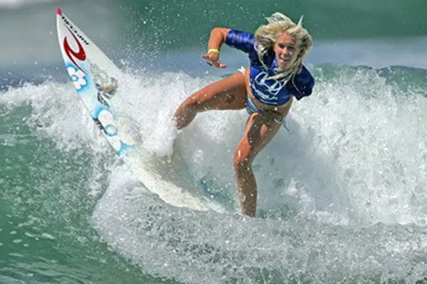 Bethany Hamilton, 'alma' de surfista