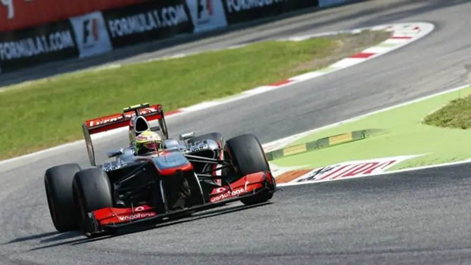 McLaren y Sergio Pérez tienen buen arranque en Italia