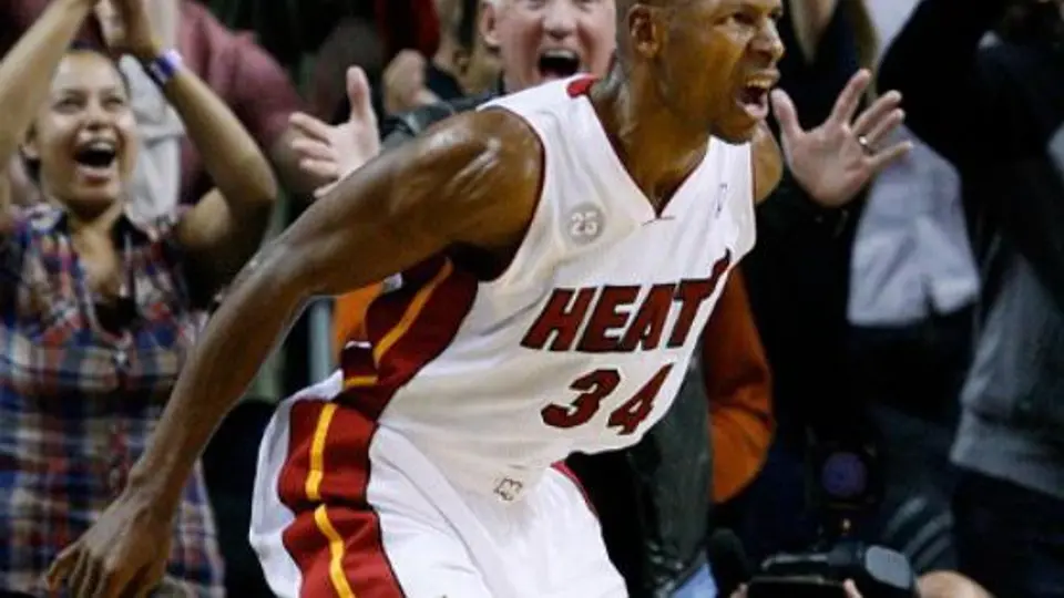 Miami termina con mala racha tras vencer a Houston