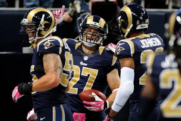 Carneros se vale de Jacksonville para salir de su crisis