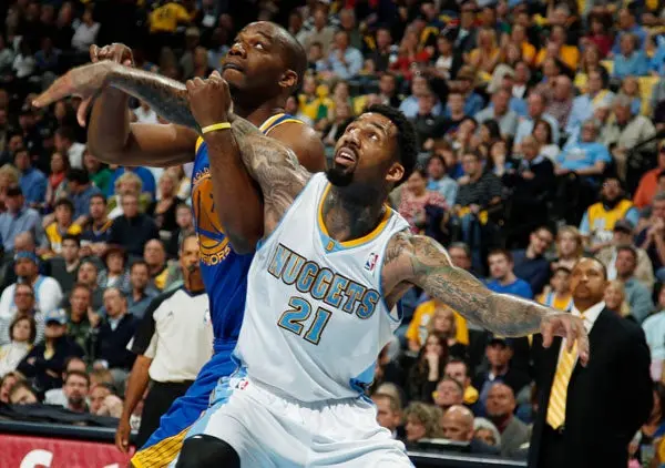 Nuggets se mantiene vivo en la serie con Warriors