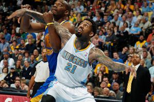 Nuggets se mantiene vivo en la serie con Warriors