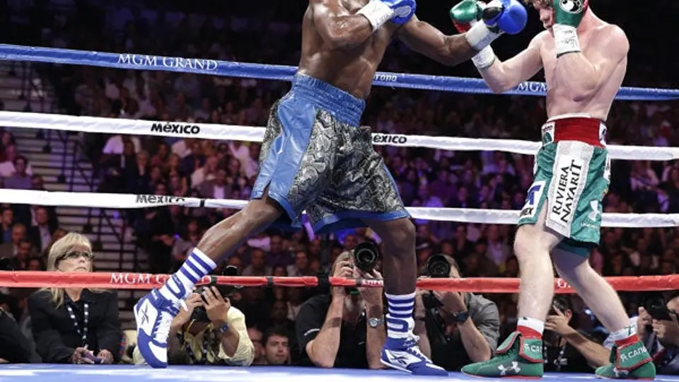 8 de cada 10 hogares vieron la pelea entre Mayweather y Canelo