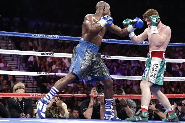8 de cada 10 hogares vieron la pelea entre Mayweather y Canelo
