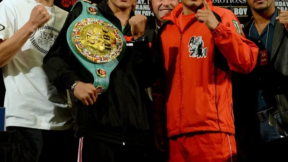 De la Hoya ve una pelea tremenda entre Ponce de León y Mares