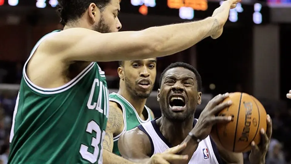 Memphis le endilga su cuarta derrota al hilo a Boston