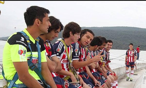 El buen ambiente dominó la aventura del Rebaño | CHIVAS