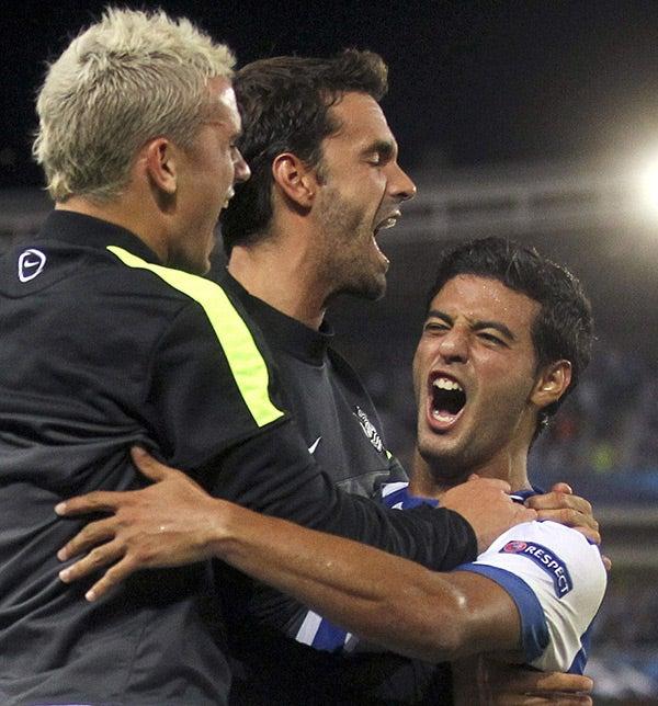 El Bombardero anotó los dos goles de la Real Sociedad | EFE