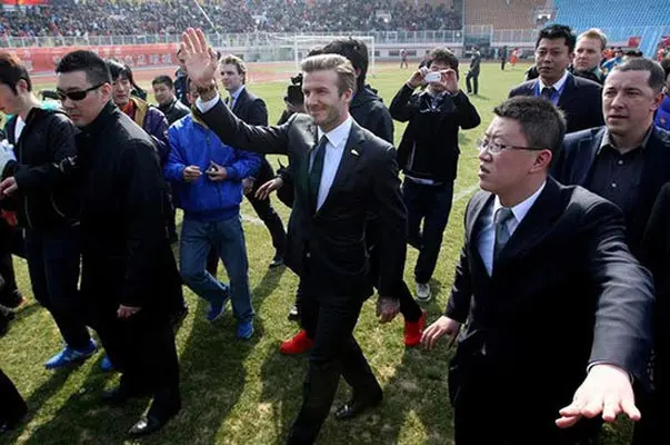 Visita de Beckham a China provoca siete heridos en una estampida