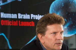 Unidos para echarle 'cerebro'